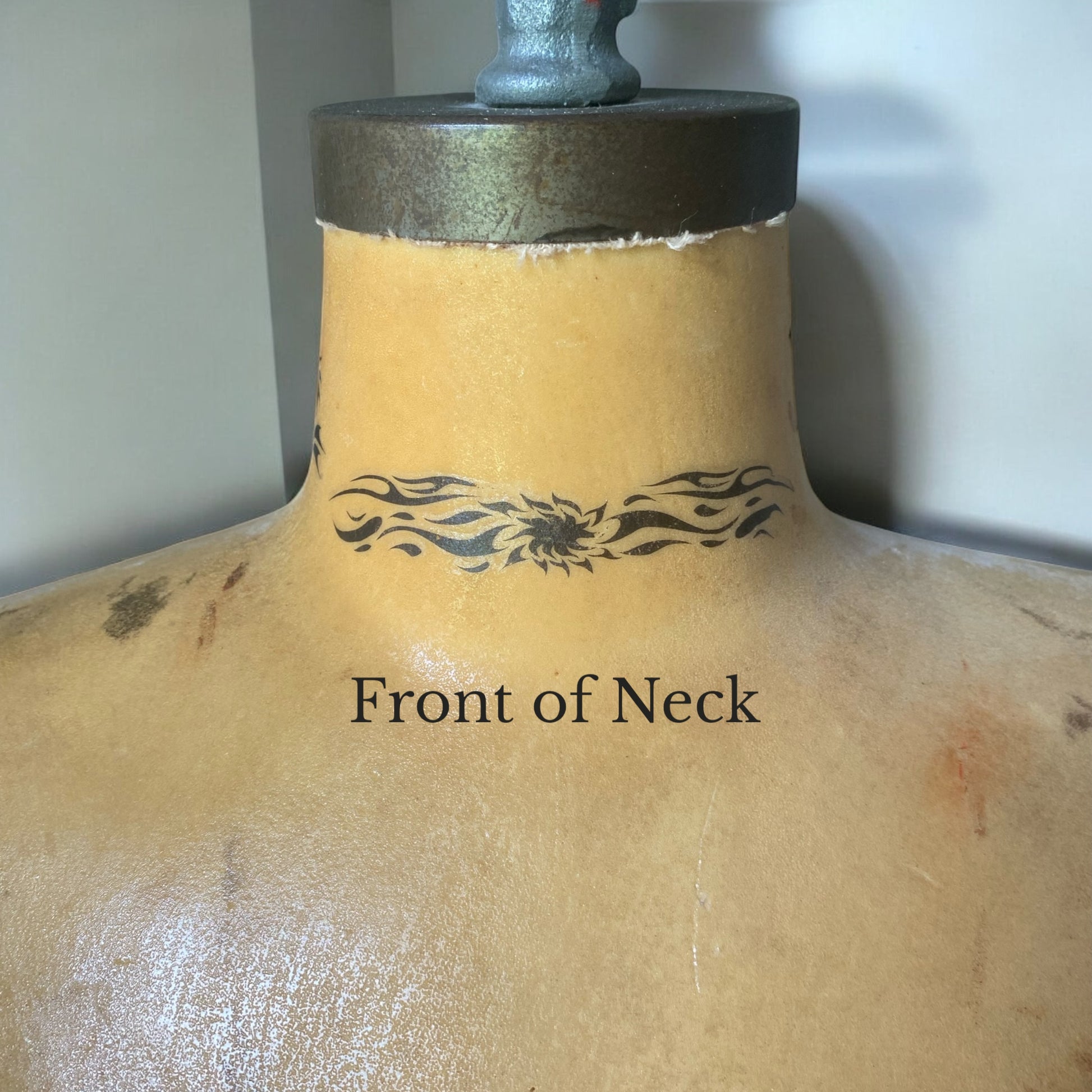 Vintage Model Dress Form - Camden Layne