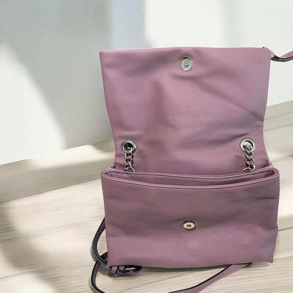 Simply Vera - Camden Layne