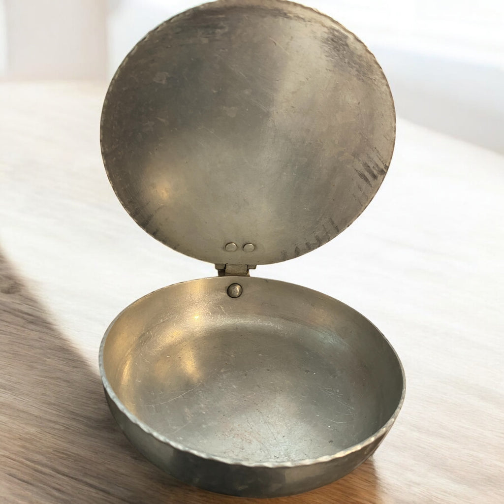 Vintage Silent Butler - Camden Layne