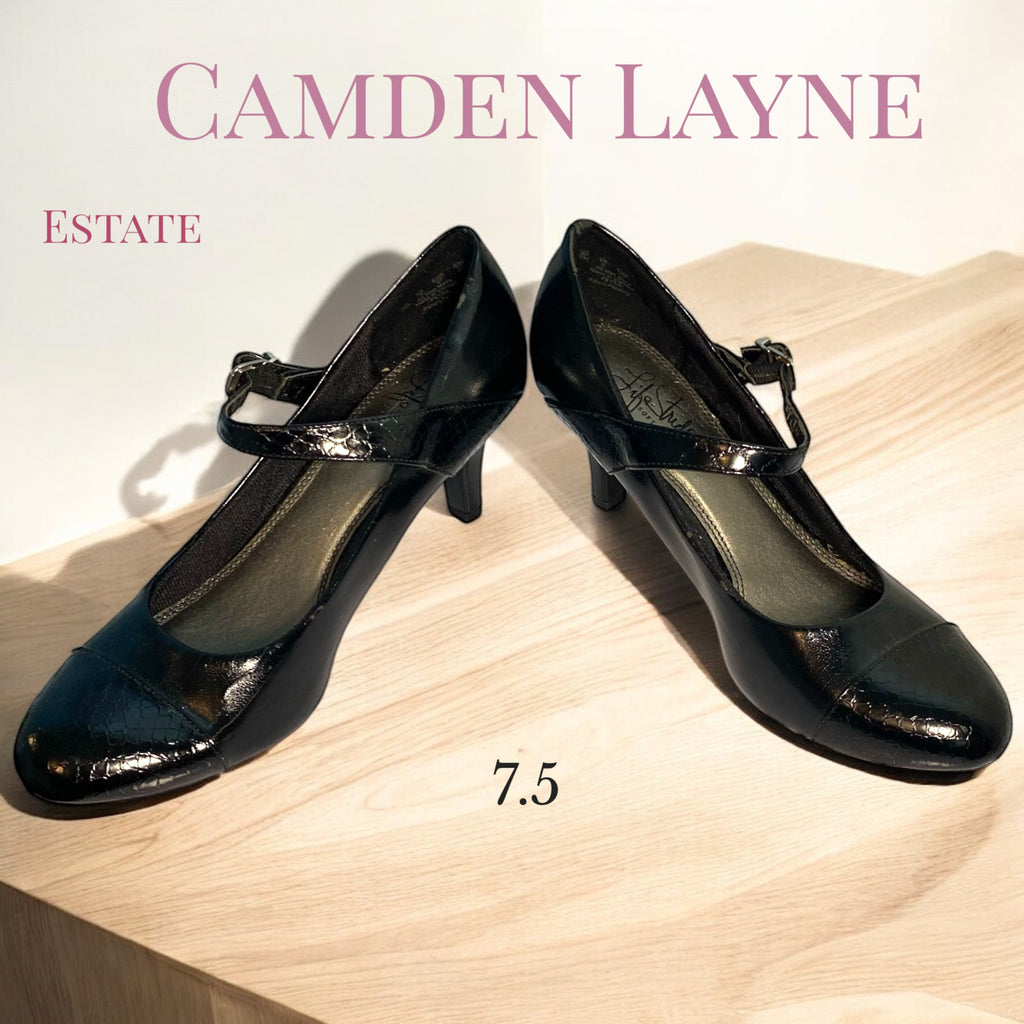 Moira - Camden Layne