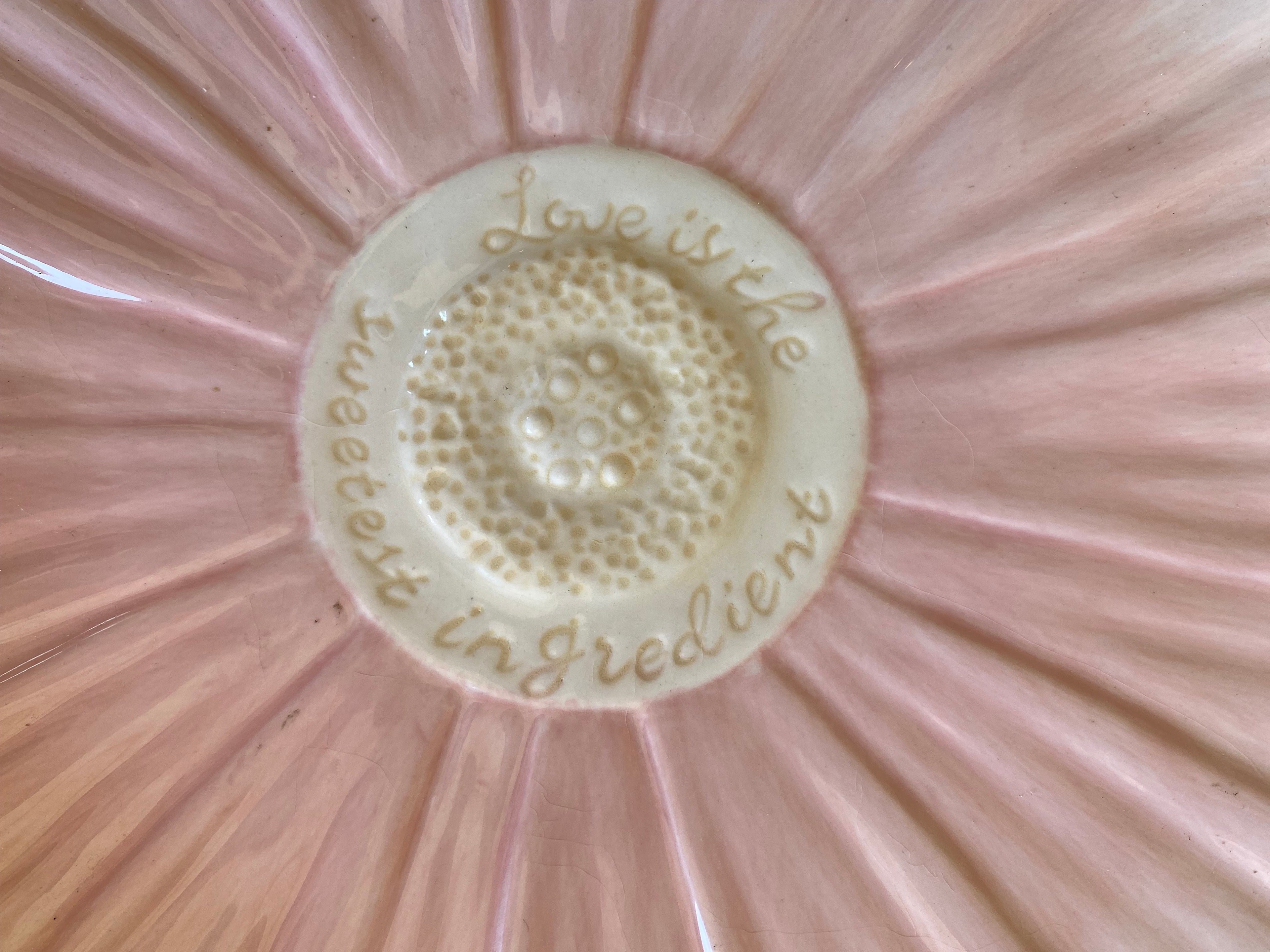 Daisy Love Dish - Camden Layne