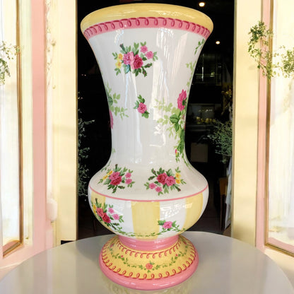 French Cottage Vase - Camden Layne